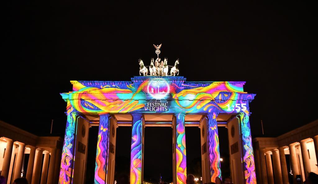 Illuminating the Night The BERLIN Festival of Lights 2023 and the Pow