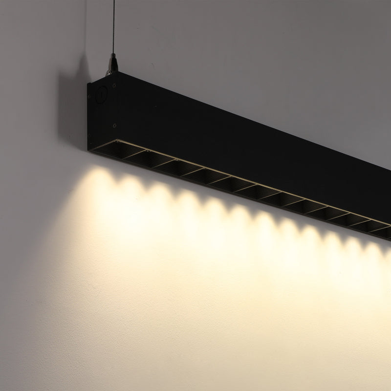 ElegaLux 4' LED Linear Light Fixtures - 40W Black Linkable 0-10V Dimming w/ Narrow Beam Spotlight Design