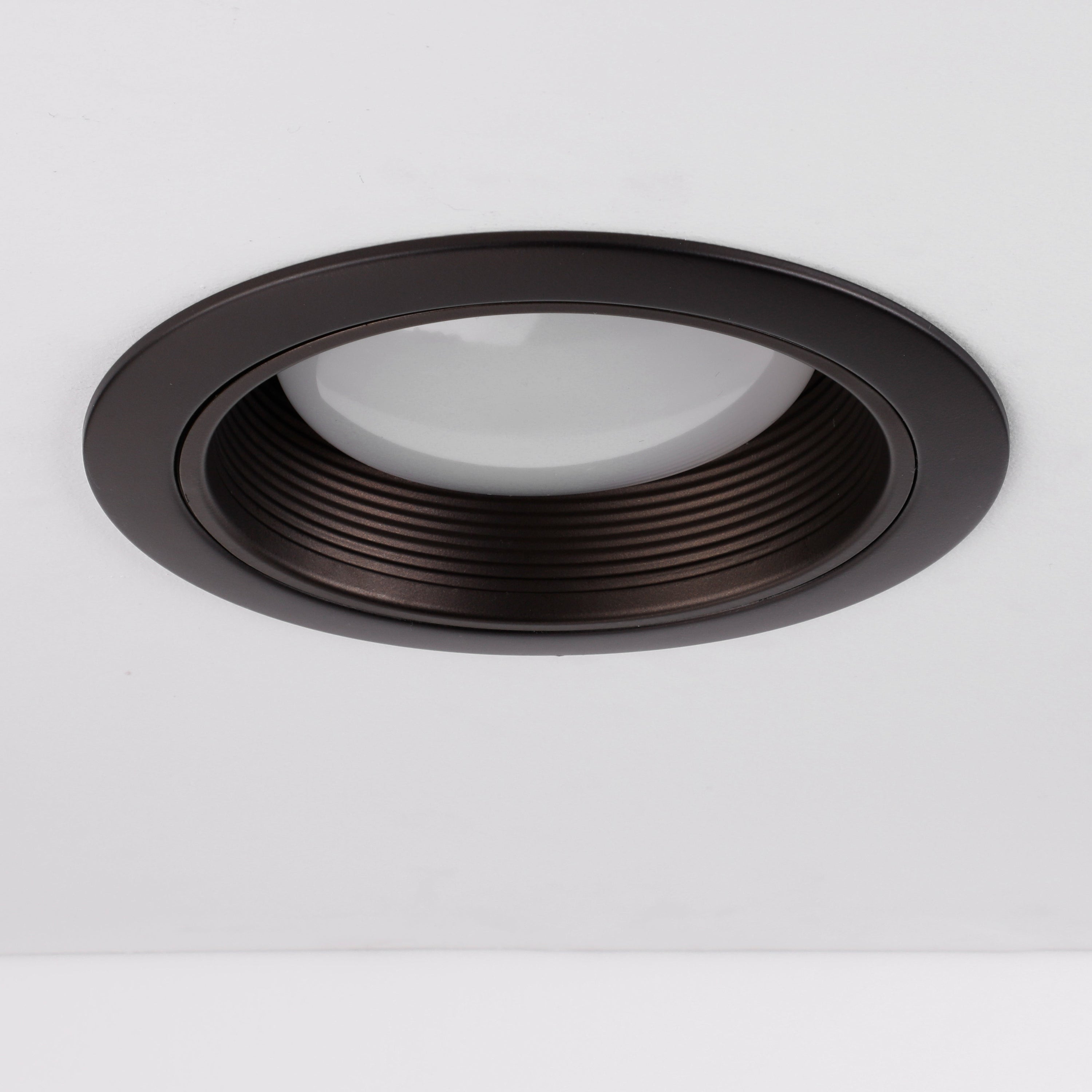 TORCHSTAR 6" Stepped Baffle with Detachable Trim - Oil Rubbed Bronze