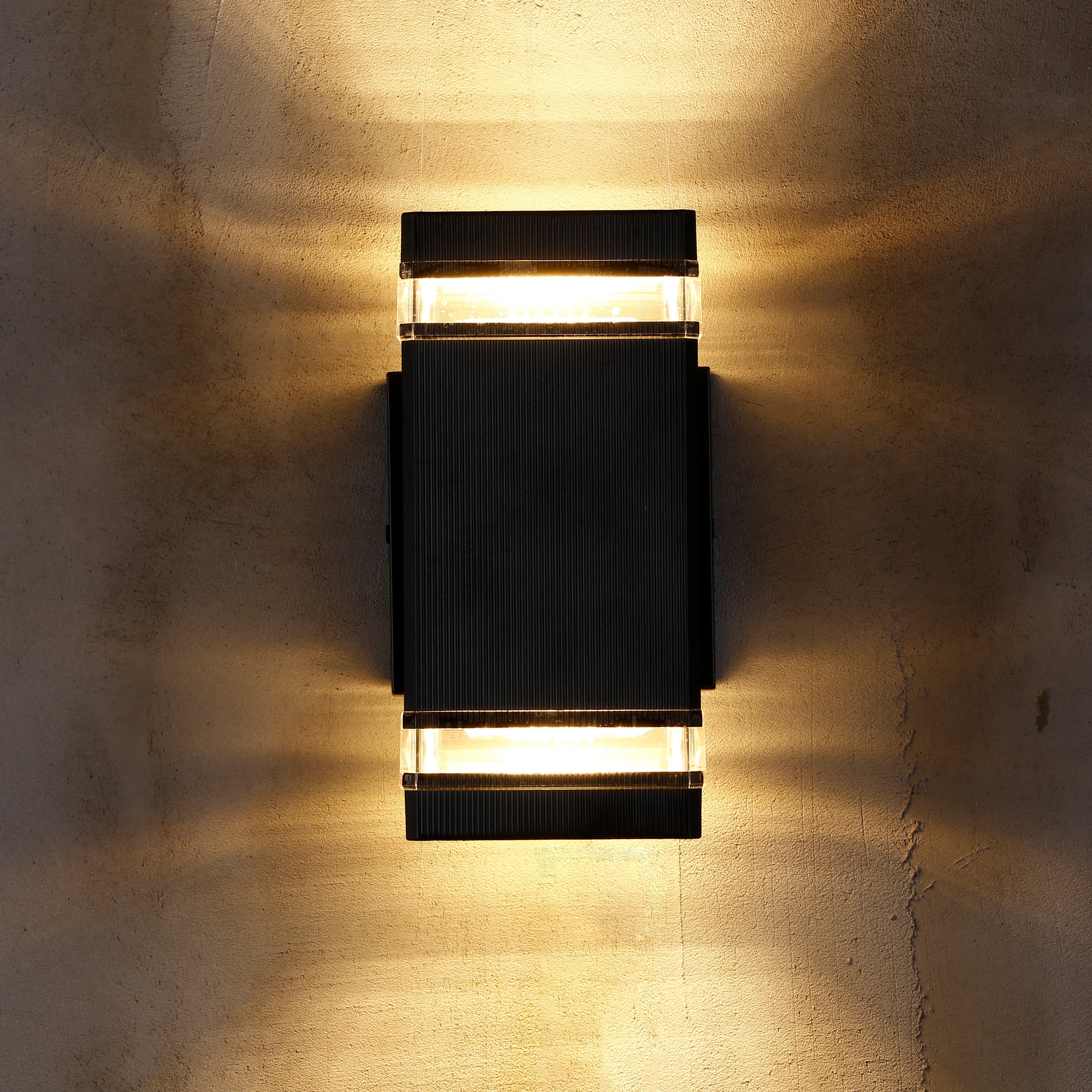 Colony™ 20W Outdoor Wall Sconce